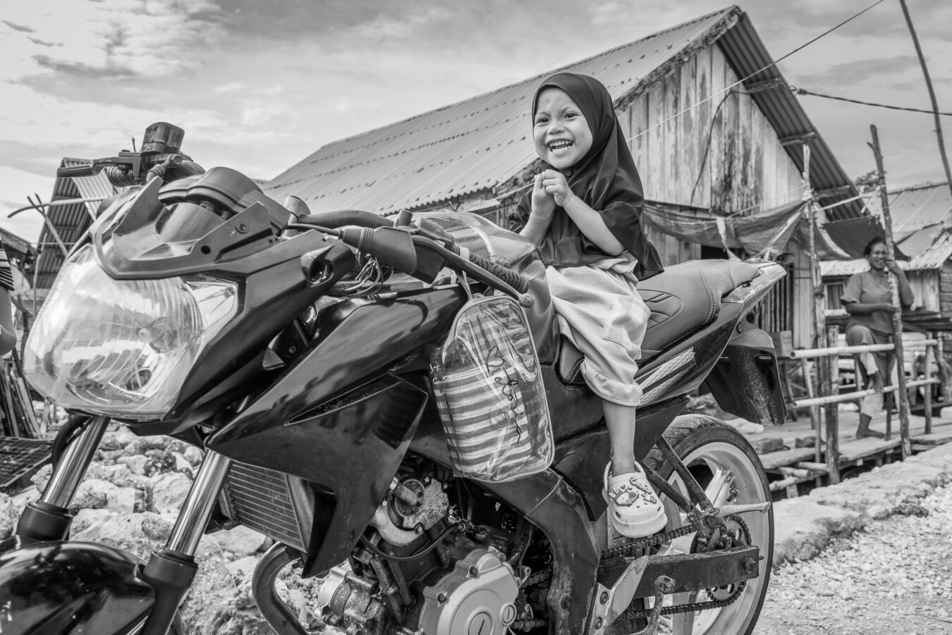 Indonesien - Sulawesi - Pulau Banggai Laut, Gong Gong