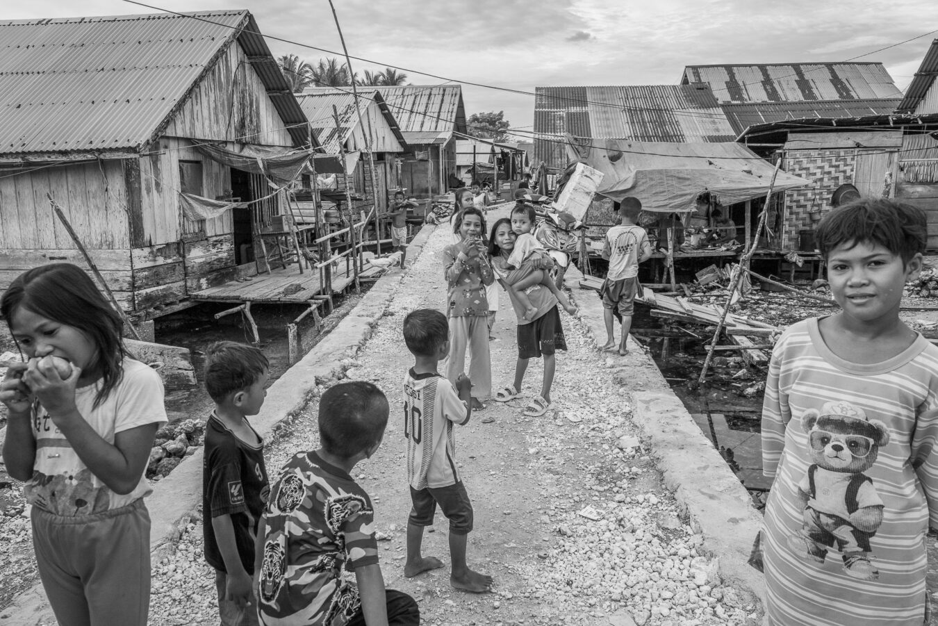 Indonesien - Sulawesi - Pulau Banggai Laut, Gong Gong