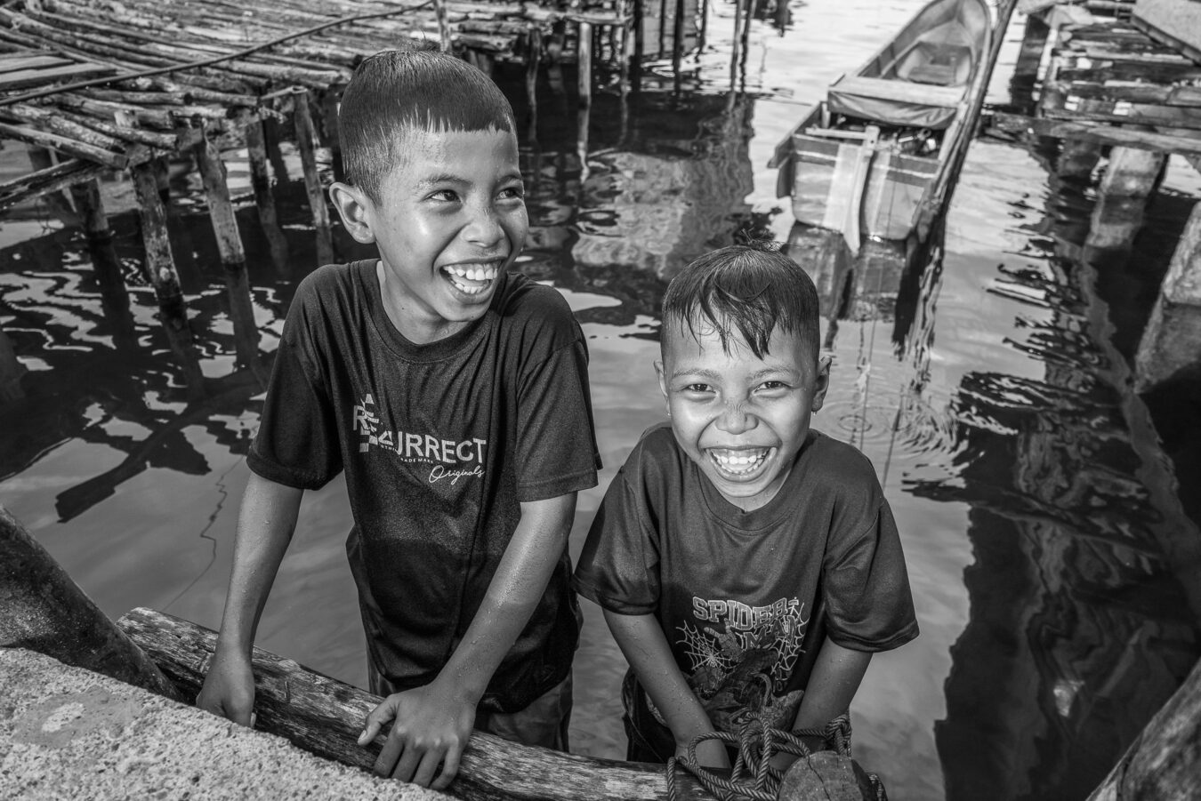 Indonesien - Sulawesi - Pulau Banggai Laut, Popisi