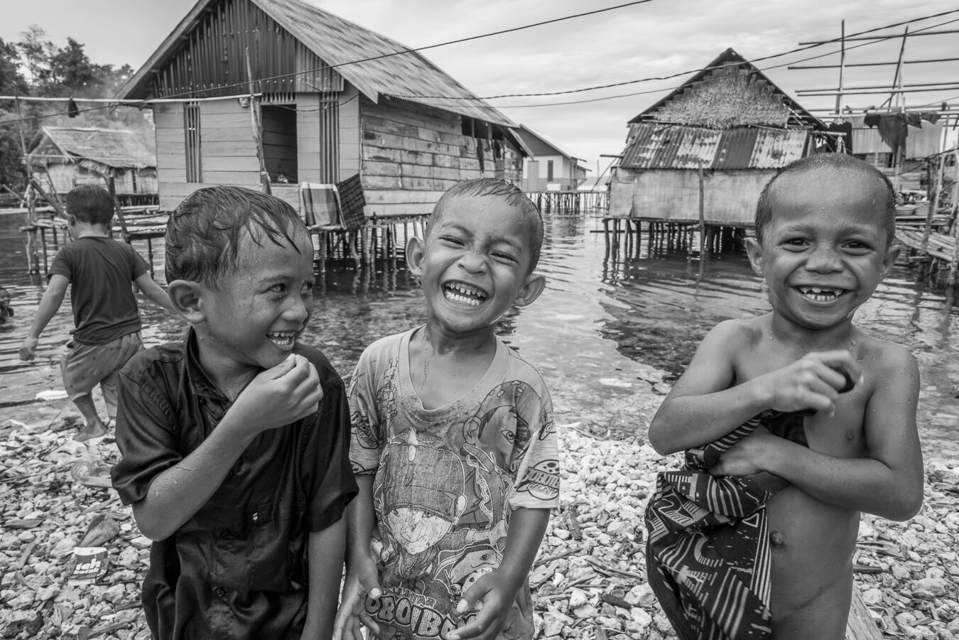 Indonesien - Sulawesi - Pulau Banggai Laut, Gong Gong